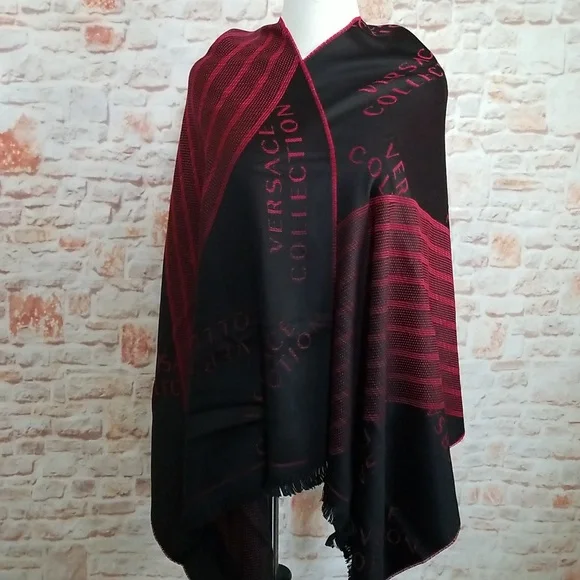 New Versace Logo Striped Scarf - Picture 2 of 13